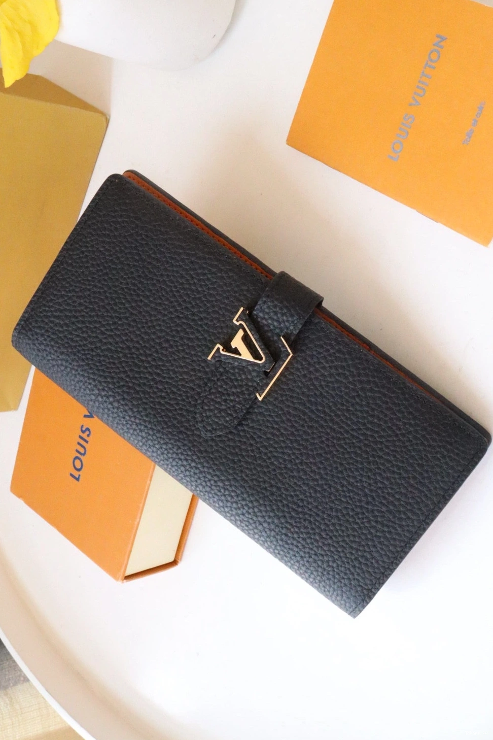 Cheap LOUIS VUITTON VERTICAL WALLET 0801